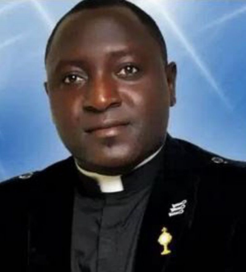 Just In: Gunmen Kill Catholic Priest, Abduct Another