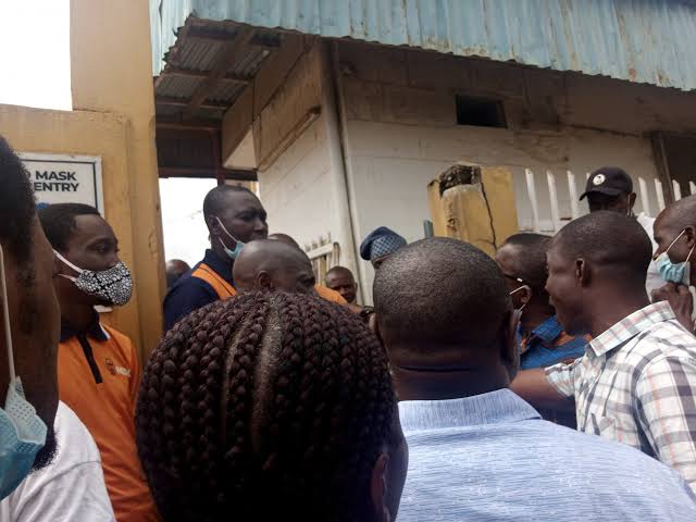 Occupants of govt complex declare protest, accuse IBEDC of tampering with transformer in Osogbo