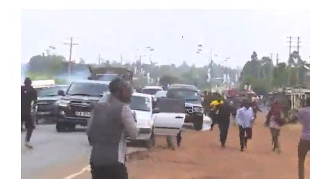 Just In: Gov. Hope Uzodinma Narrowly Escaped Death As Gunmen Engaged His Entourage In A Gun Battle, Video Emerge
