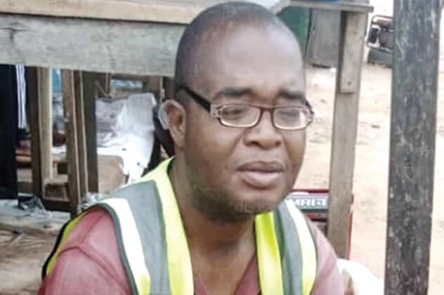 Delta Vendor Narrates His Ordeal In Police Custody, After Being Detained For Selling Biafran Newspaper