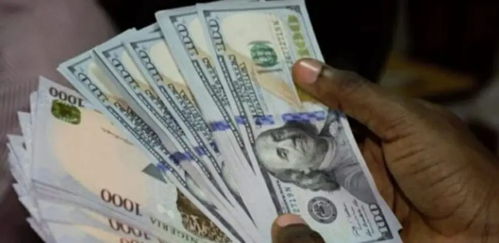 Naira Falls To N522/$1 At Parallel Market Over CBN Controversial Policy