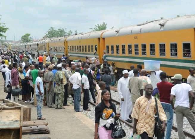 Over 2000 Passengers Return To Lagos, Other Southern States After Sallah Celebrations With Osun Free Train Service