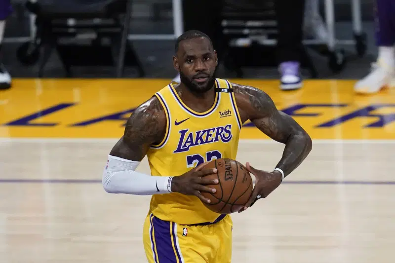 LeBron James Becomes First Active NBA Player With $1 Billion In Career Earnings