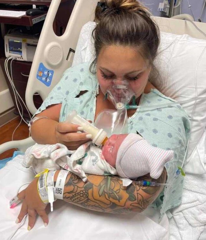 Woman Who Gives Birth Through C-Section, While Battling COVID-19, Dies Days After