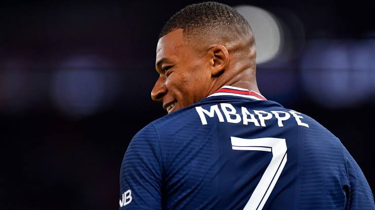 Breaking: Real Madrid consider new €200m bid for PSG’s Mbappe