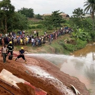 Just In: Fuel tanker crushes five people to death in Ibadan