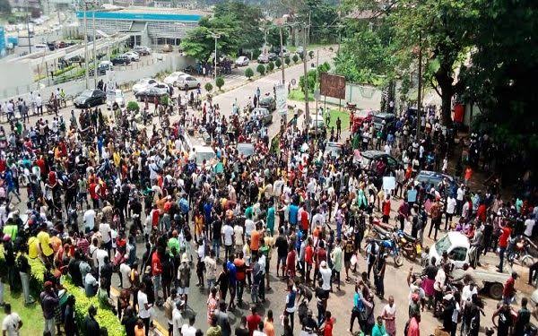 Lagos, Abuja travellers stranded as protesters in Ekiti community barricade highway