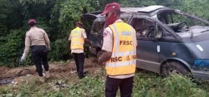 Osun: 10 Injured As Bus Crashes On Gbongan-Ife Road