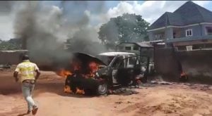 Breaking: Gunmen Invade Anambra Set Police Station Ablaze, Kill Officers, Civilians