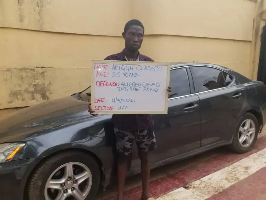 Yahoo yahoo: Final Year UNILORIN Student Convicted, Forfeits Lexus Car, Others