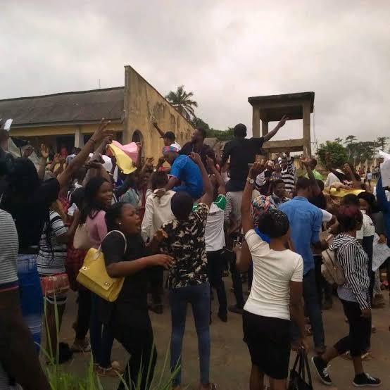 Students’ Protest: Osun Poly Suspends Ongoing Exams As one injured