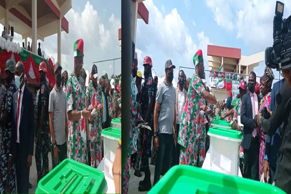 Oyo produces two chairmen in PDP state congress
