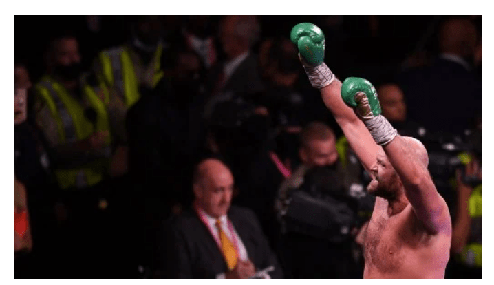 BREAKING: Fury defeats Wilder to retain WBC crown in heavyweight classic