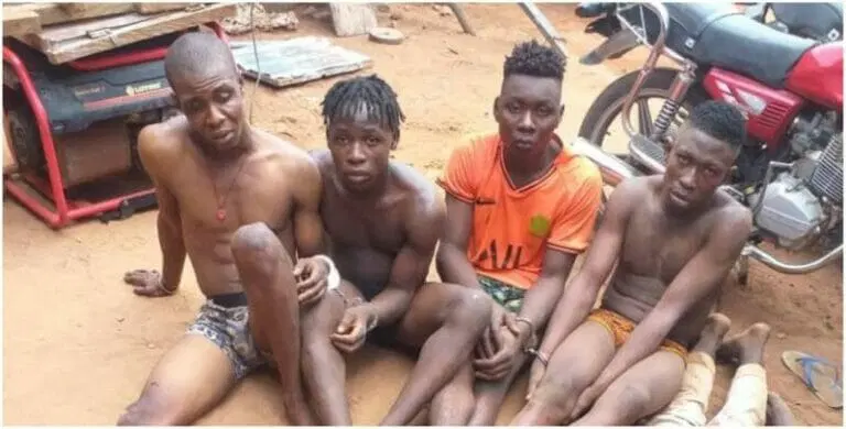 Anambra: Police kill two armed robbery suspects, arrest four