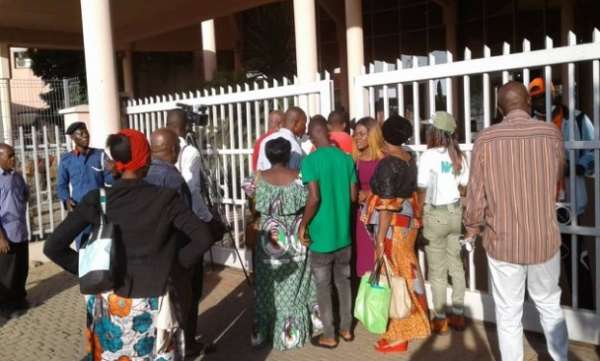 Unvaccinated Civil Servants Barred From Federal Secretariat, Abuja – Photos
