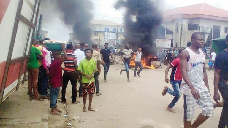 Abuja: Angry mob sets suspected motorcycle thief ablaze