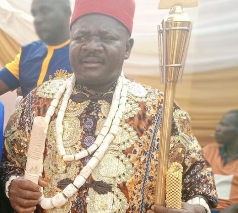 Finally, Enugu community gets elected monarch after 8 years of crisis