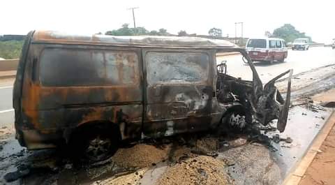 [JUST IN] Anambra: Two Reverend Sisters, three others burnt to death in auto crash