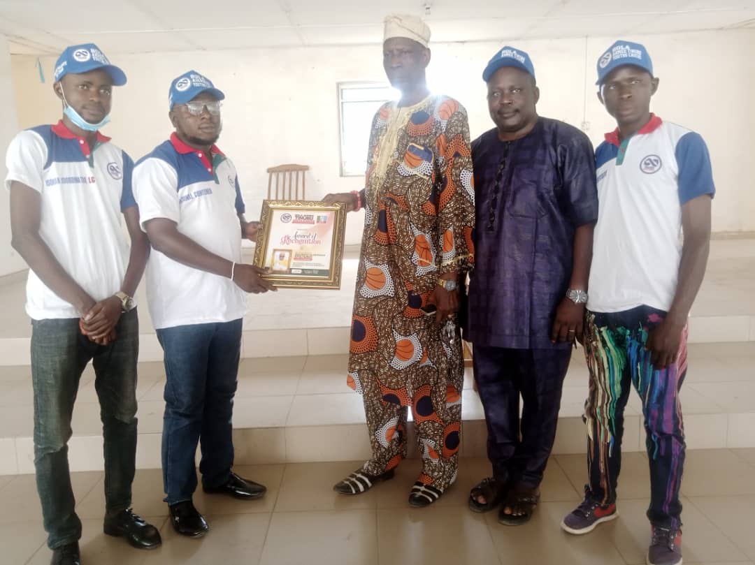 2023 Presidency: Bola Tinubu Youths Caucus Pays Homage To Osun Monarch