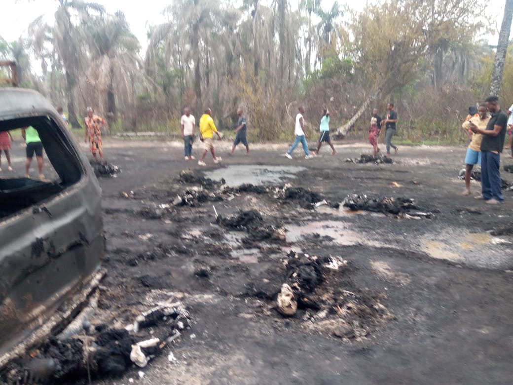 Breaking: Over 100 People Roasted In Huge Fire In Imo