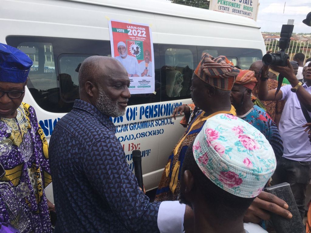 Osun 2022: Governorship Candidate Donates Bus for Pensioners, Vows To Increase Arrears