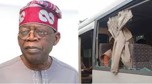 Breaking: Hoodlums attack convoy of APC presidential candidate