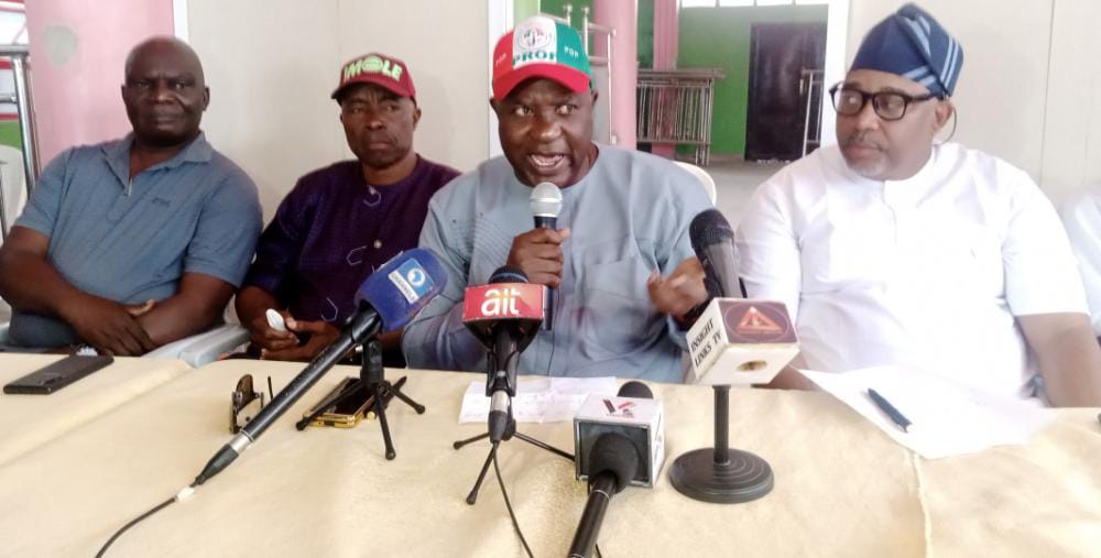 Osun: PDP talks tough, accuses Oyetola’s APC of declining party’s approval to access state facility for rally