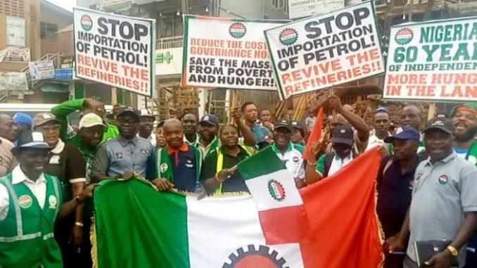 Across Nigeria, Gridlock As NLC Protesters Take Over Fed Sec Roads