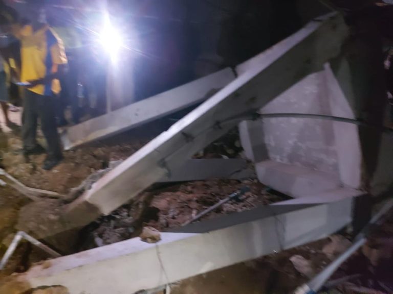 Bariga: Water tank falls, crushes 2 to death 