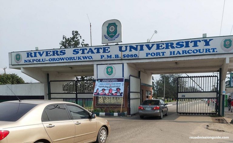 Breaking: Rivers varsity students protest no-fee-no-exam policy