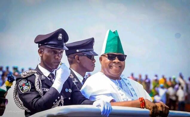 Excitement as Osun workers give Adeleke rousing welcome to office