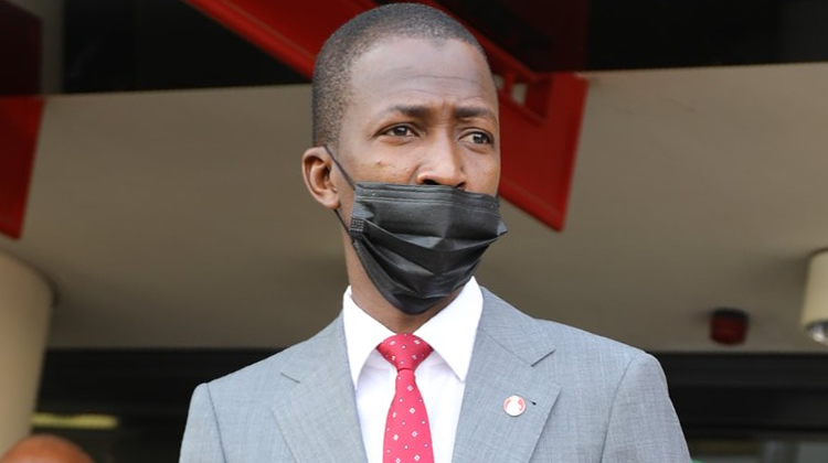 ‘Dollar might fall to N200’, EFCC boss speaks on Naira redesign