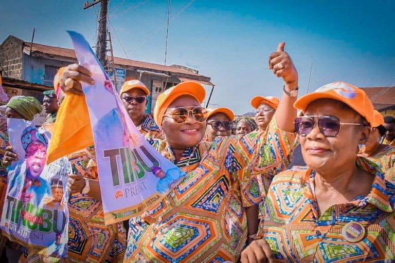 2023: Akoni Obinrin Osun, Oyetola’s wife Kafayat Shut Down Osun For Tinubu/Shettima