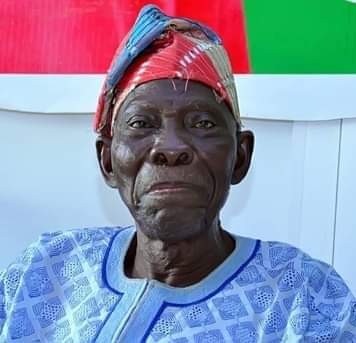 Oyetola mourns demise of Osogbo-born politician, Lasisi, condoles family