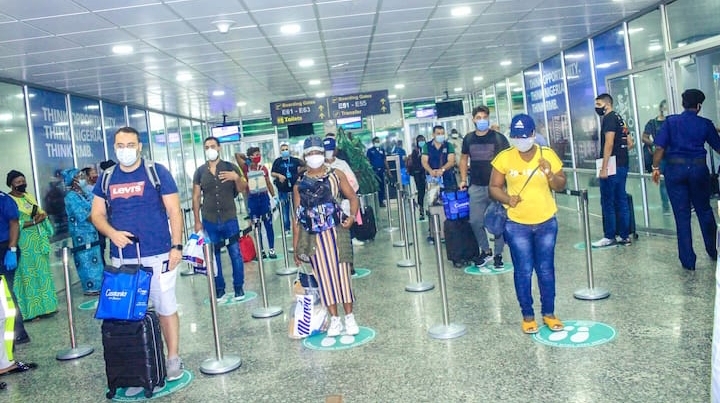 Just In: Lagos Airport terminal closed, Flight suspended