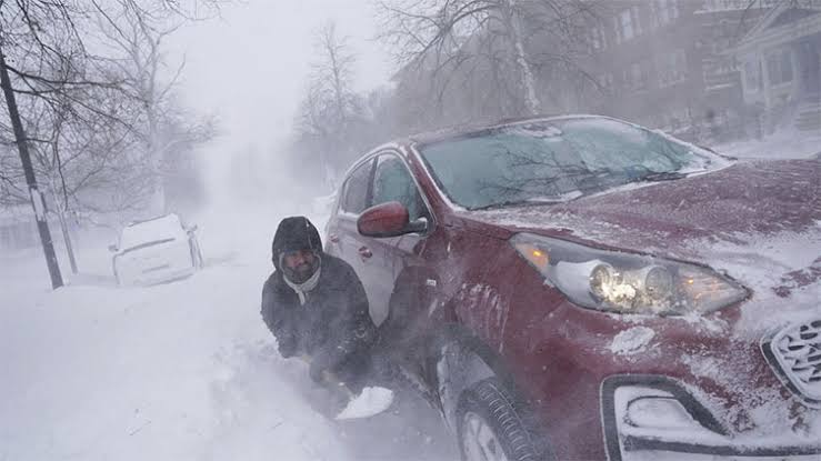 At least 34 dead in US winter storm as freezing conditions continue