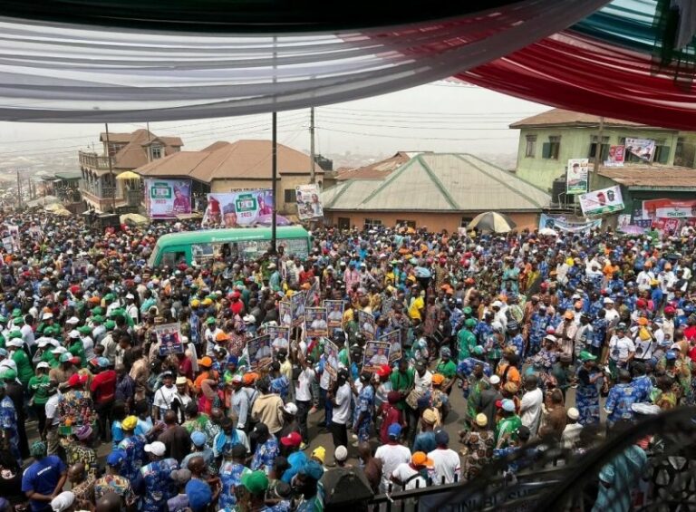 Tinubu joins Ibadan mega rally, see how’s going (Photos, video)