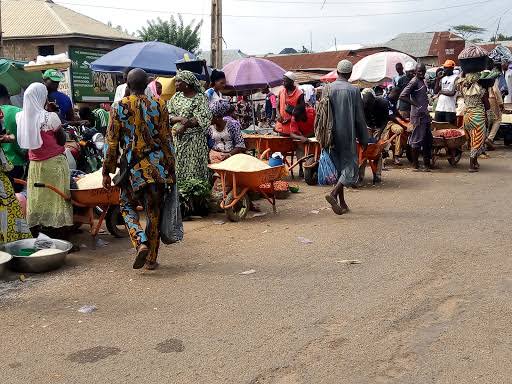 Stop Displaying Your Goods Along Roadsides – Osun Govt Cautions Traders