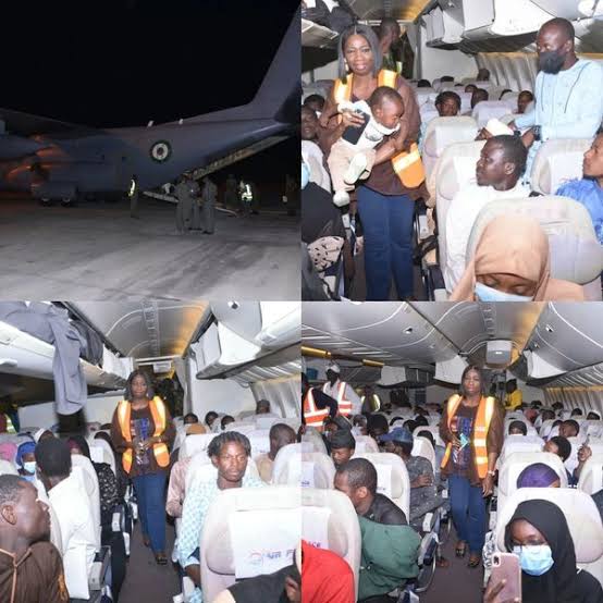 Sudan crisis: Over 800 Nigerian arrive in Abuja
