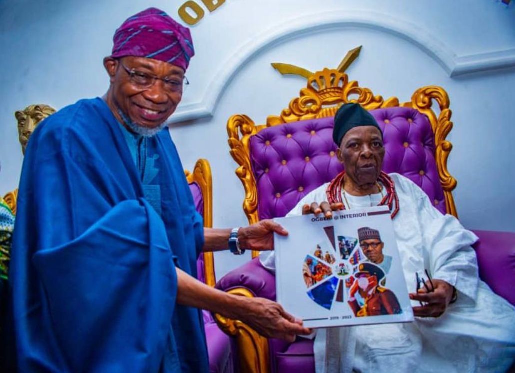 Ataoja receives Aregbesola, Jubilation as Ex-Osun gov lands in palace
