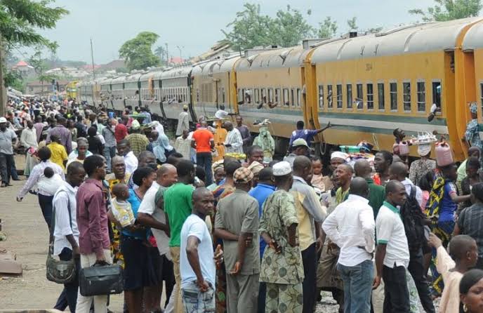 How Osun Govt failed to provide free train ride for 2023 sallah