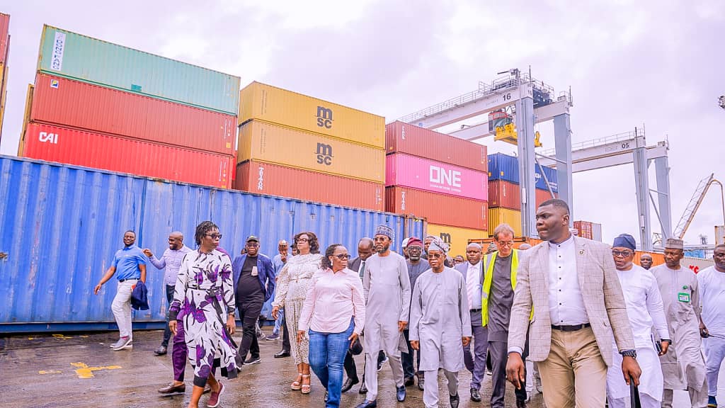 I’m In Hurry To Reposition Blue Economy, Oyetola Inspects Facilities At Apapa, Tin Can Ports