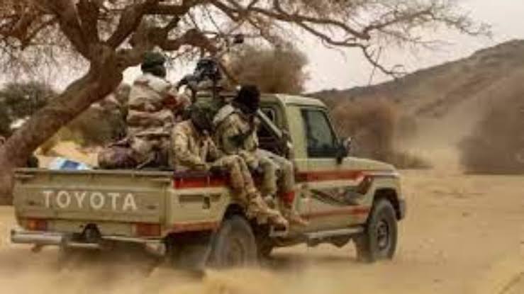 64 killed in Mali as militants attack passenger boat, military base