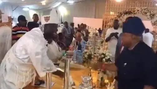 VIDEO: Governor Adeleke Ignored Ooni of Ife’s Handshake? Here’s What We Know