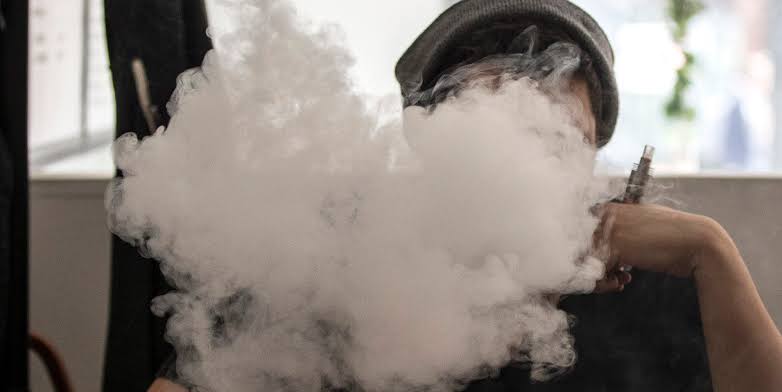 WHO: Ban use of e-cigarette, new tobacco products