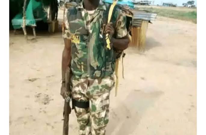 Tragedy as Nigerian Soldier Commits Suicide In Alamala Barrack