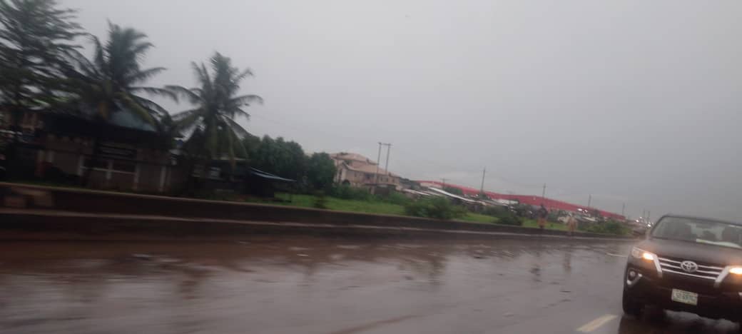 Climate: Flood invade long bridge along Lagos-Ibadan expressway