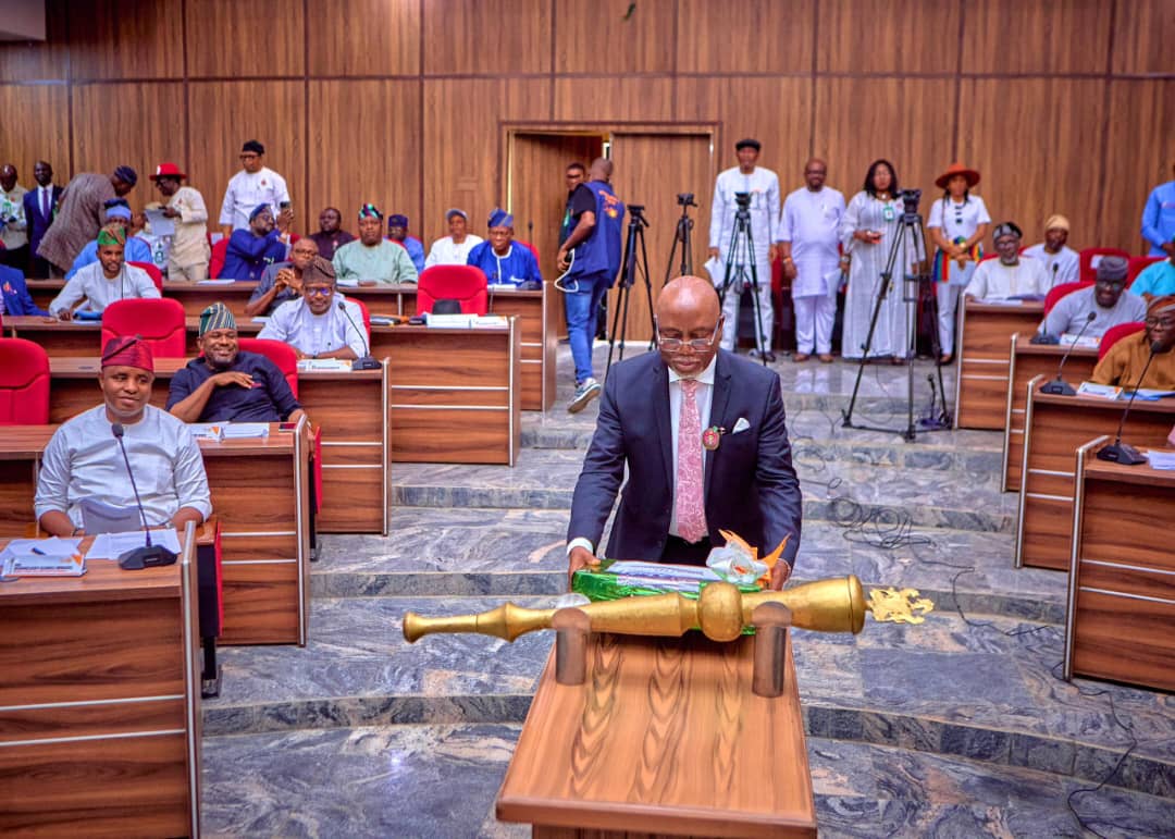 Ondo gov presents N655b 2025 ‘Budget of Recovery’ to assembly