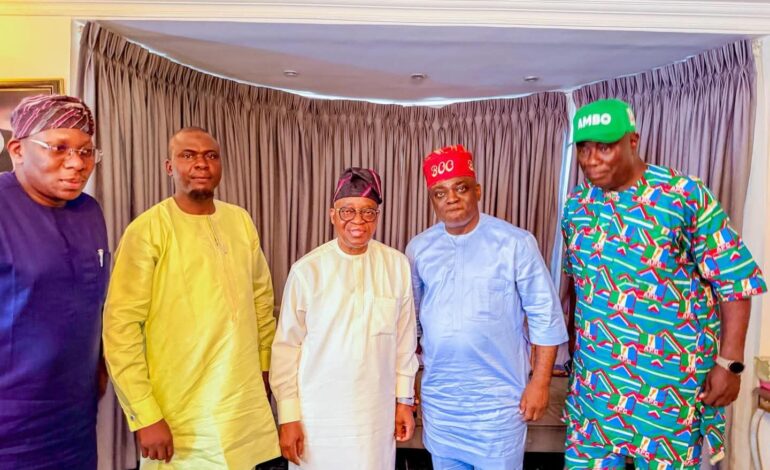Accord lawmaker meets APC leaders despite withdrawal
