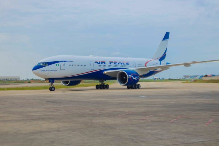 BREAKING: Air Peace to employ 1,000 fresh graduates